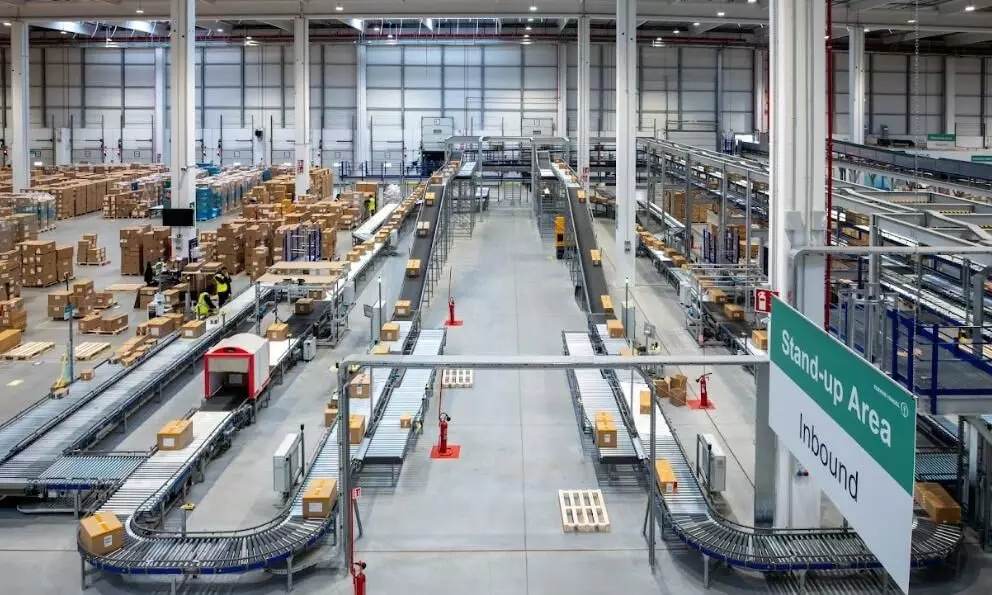 Strategies for Freight Forwarders to Thrive Amid Global Trade Disruptions and Technological Change