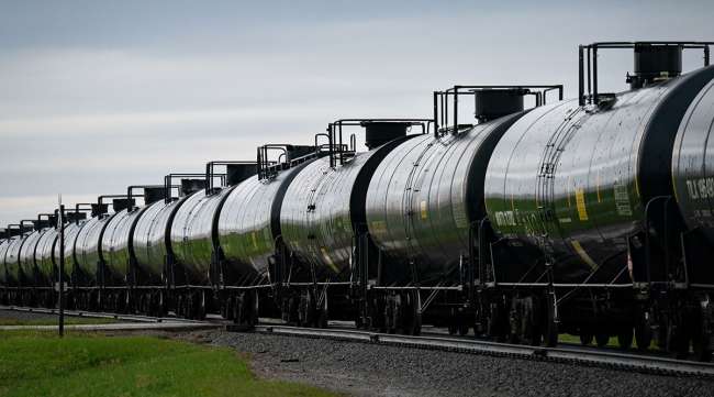 Biofuel Shares Decline Amid Speculation Over Refinery Blending Obligations and Market Demand