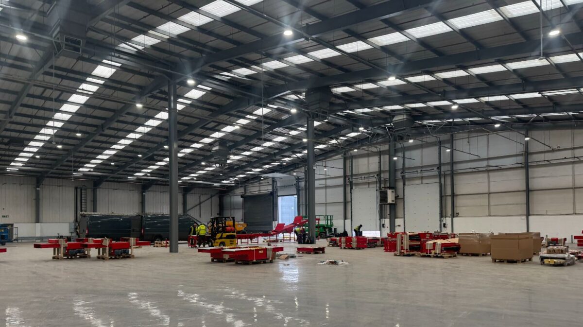 DHL eCommerce Strengthens Midlands Presence with New Eco-Friendly Depot in Birmingham