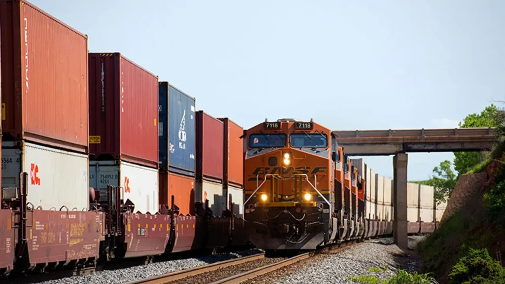 BNSF and Hobby Lobby Collaborate on New Oklahoma City Intermodal Hub to Enhance Container Transport Efficiency