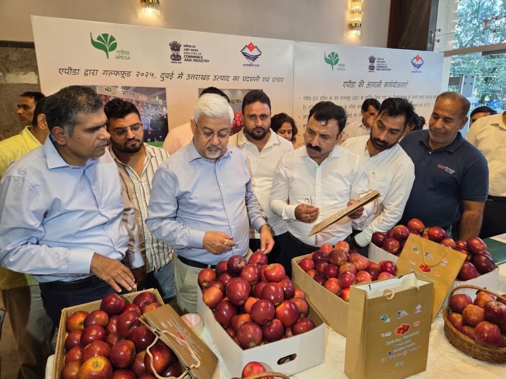 First Garhwali Apple Shipment from Dehradun Heads to Dubai, Boosting India’s Agricultural Export Logistics