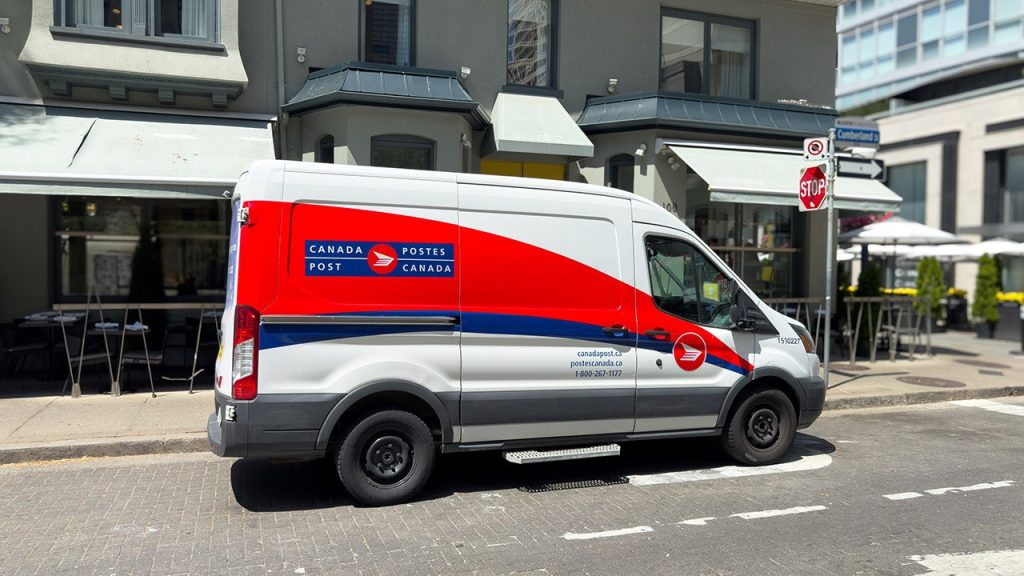 Canada Post Carriers Halt Delivery of Direct Marketing Mail as Labor Talks Stall
