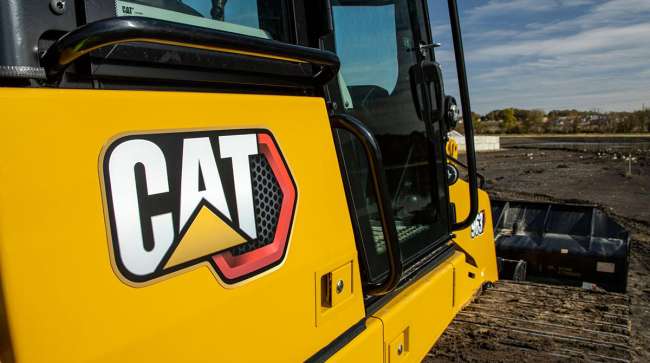Caterpillar Revises Tariff Impact Estimate to .8 Billion, Highlighting Trade Disruptions
