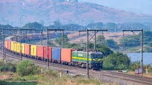 How Kashmir’s New Cargo Train to Delhi Is Revolutionizing Fruit Freight and Grower Prosperity