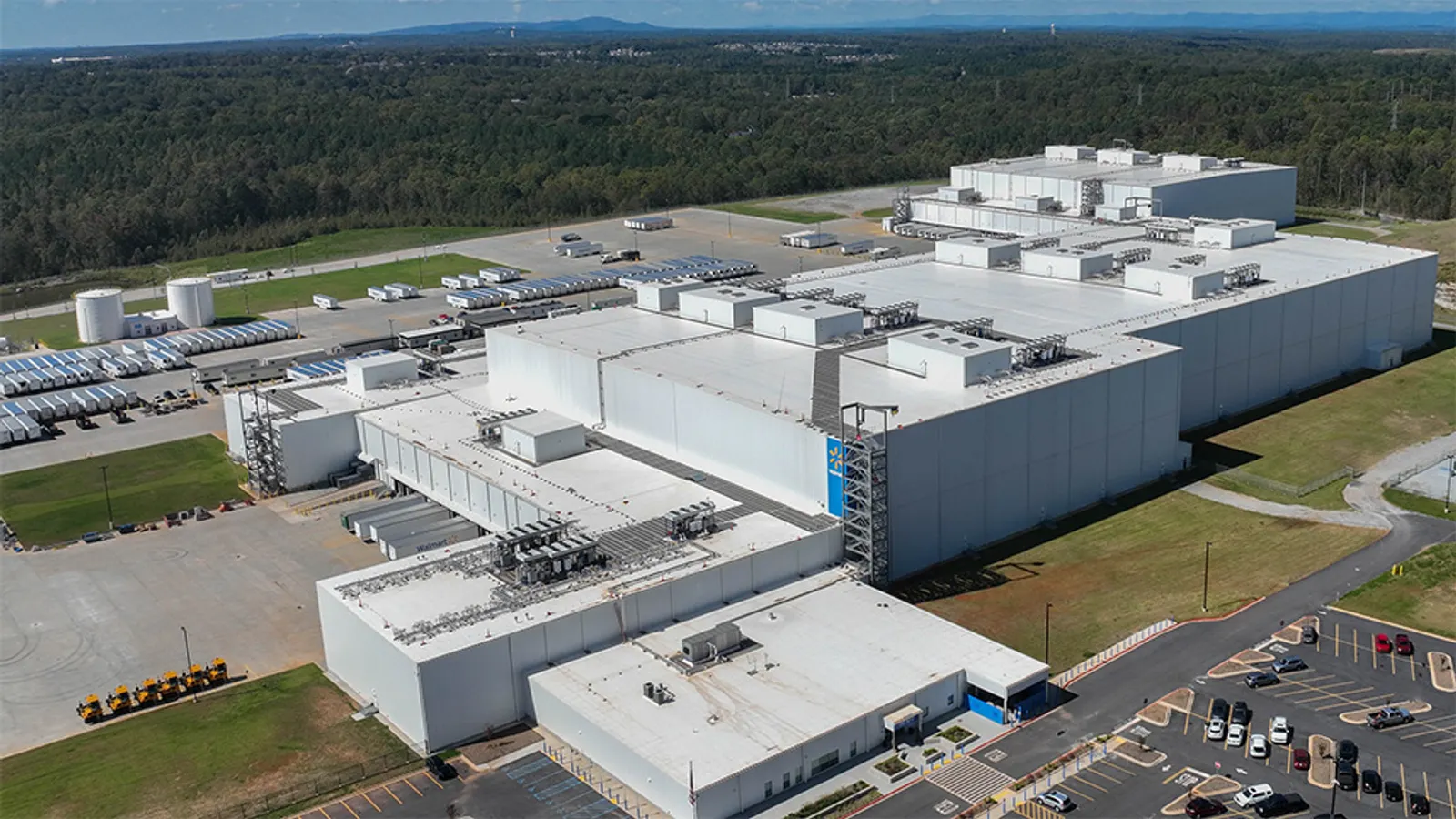 Walmart’s New South Carolina Perishable Distribution Center Enhances Fresh Goods Logistics Walmart’s New South Carolina Perishable Distribution Center Enhances Fresh Goods Logistics