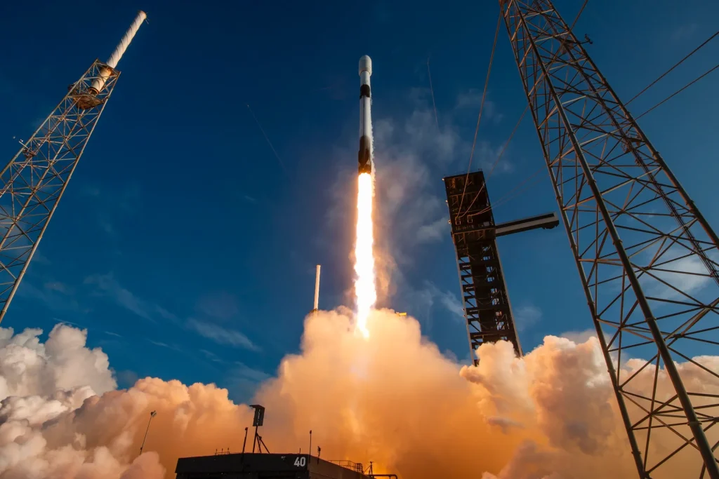Falcon 9 Launches Enhanced Cygnus XL Spacecraft in Key Resupply Mission to ISS