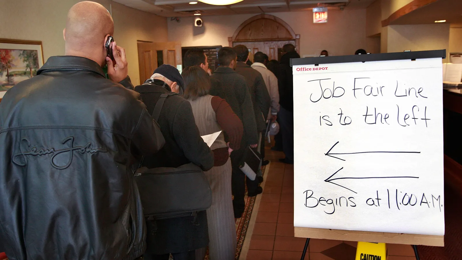 Consumer Sentiment Declines as Job Uncertainty and Inflation Concerns Rise in the U.S.