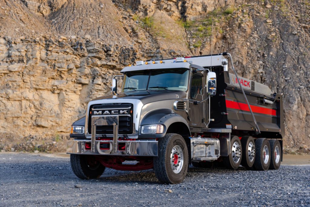 Mack Trucks Unveils Complete GuardDog Connect and Allison Transmission Integration for Improved Fleet Monitoring