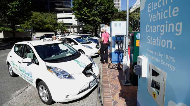 Oregon Considers Per-Mile Fees for EVs to Address Transportation Funding Challenges