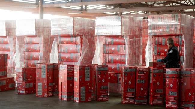 Understanding How Tariff Complexities Disproportionately Affect Small Businesses and Their Logistics