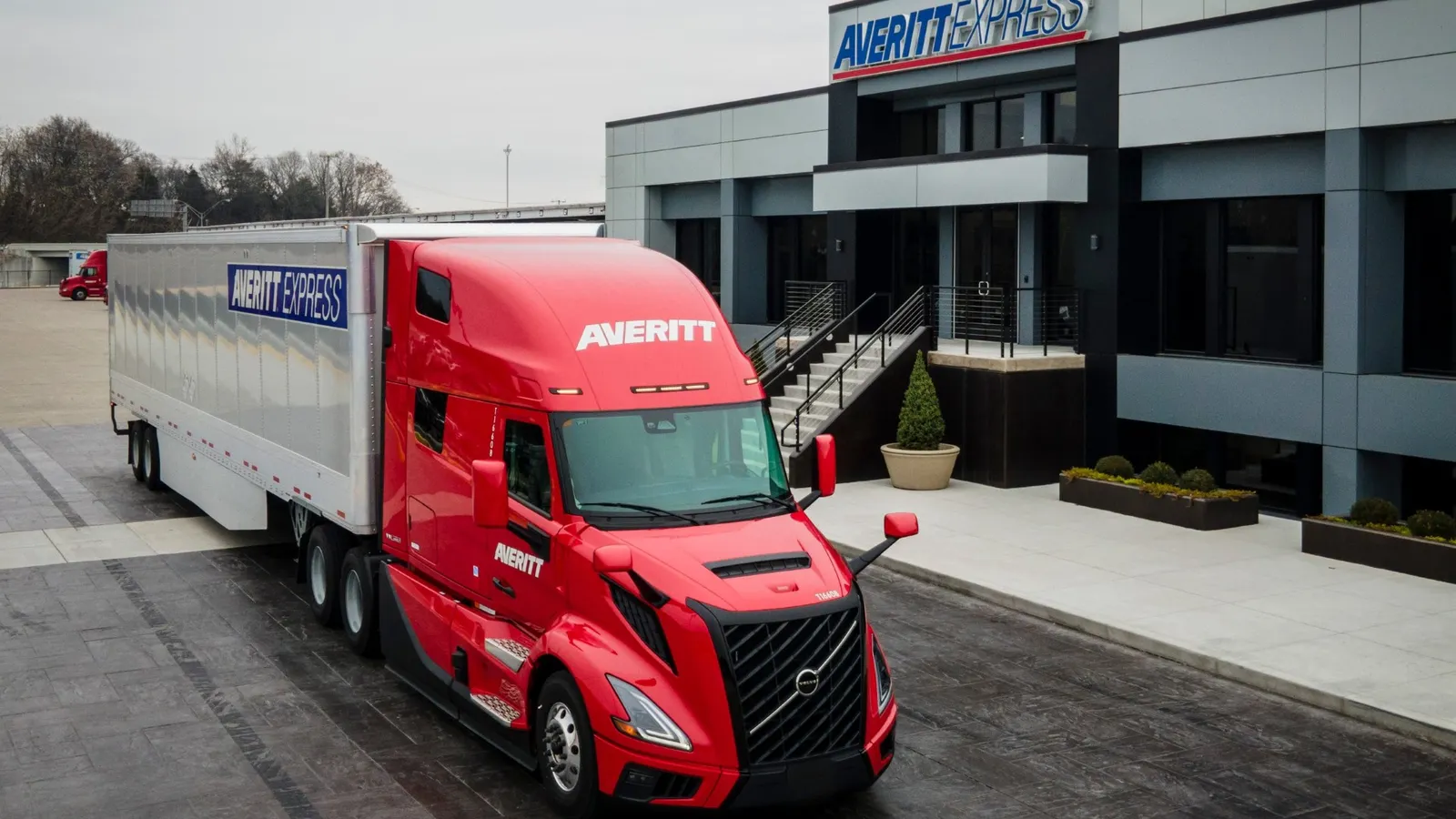 Averitt Expands with 264 Volvo VNL 860 Trucks, Navigating a Changing Trucking Landscape