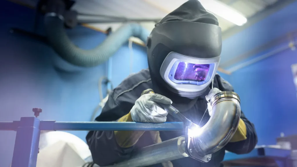 UK Boosts Clyde Welding Facility, Fueling Growth in Scottish Naval Shipbuilding and Beyond