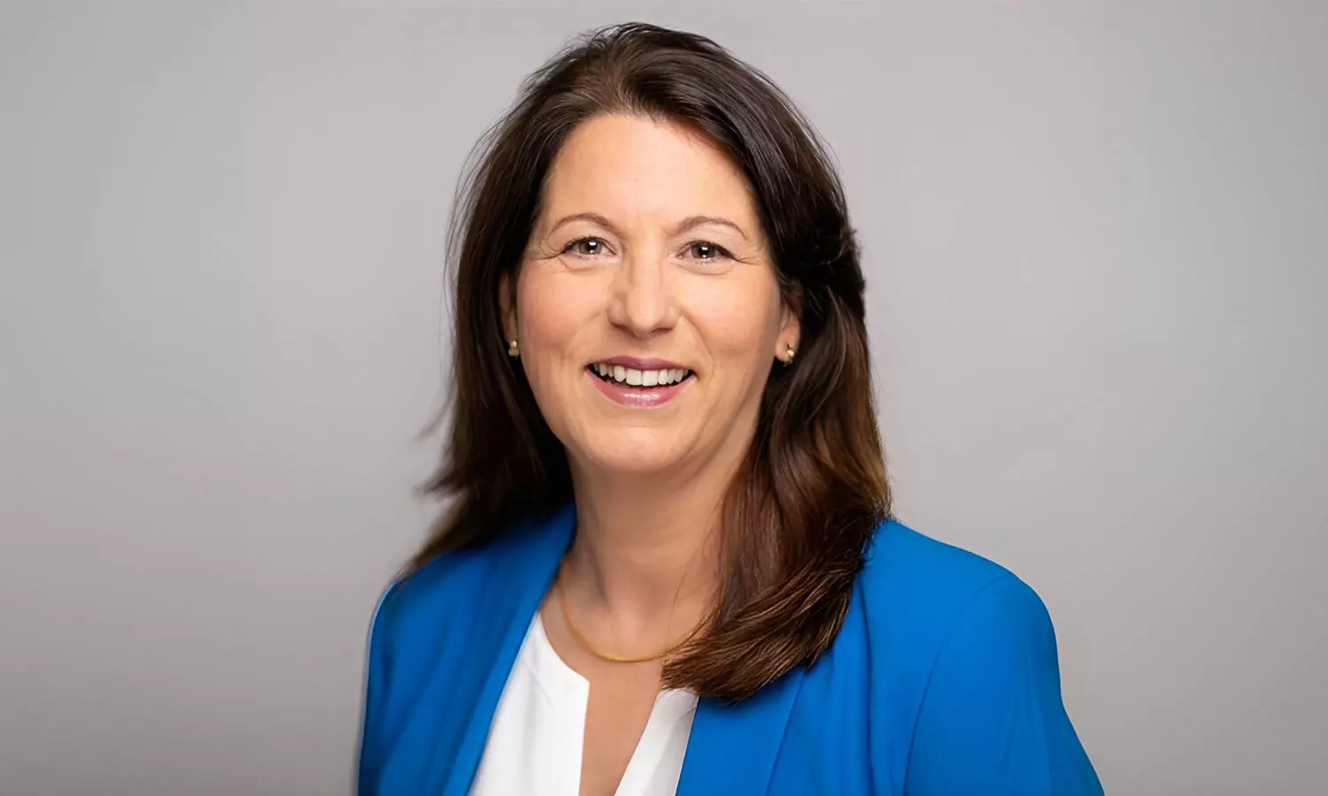 Oman Air Cargo Boosts European Operations with Lesley Cripps as Sales Manager