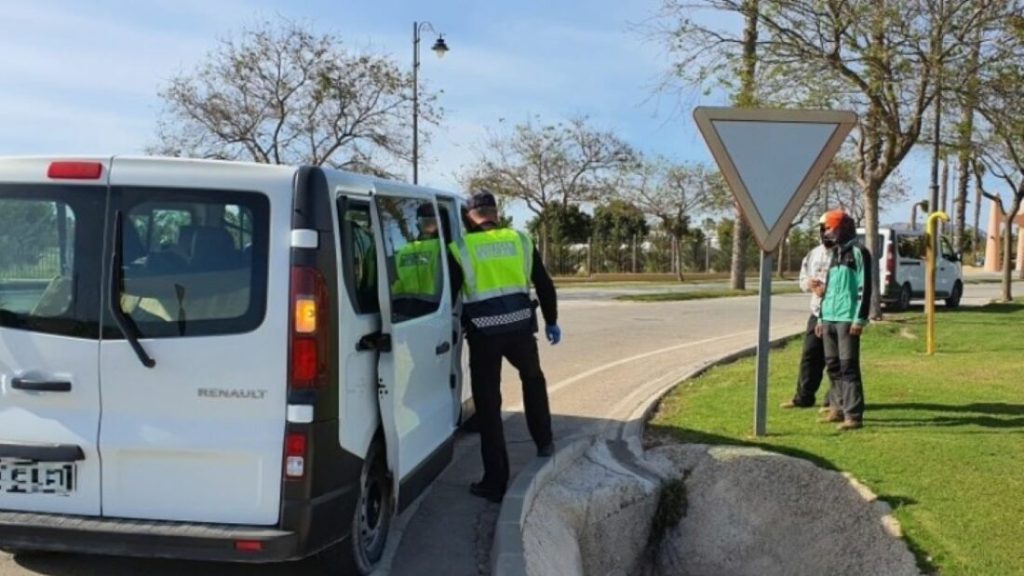 Spain to Regularize Tachograph Cards for Drivers of Low-Emission Trucks with Class B Licenses
