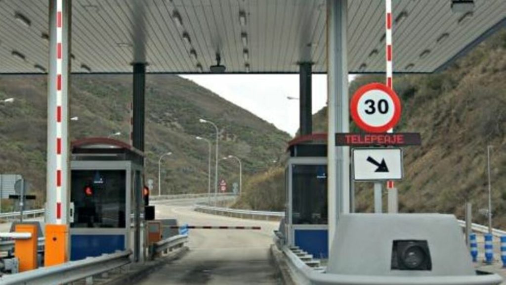 Transporters and Civil Groups Unite to Demand the End of the Huerna Toll in Oviedo