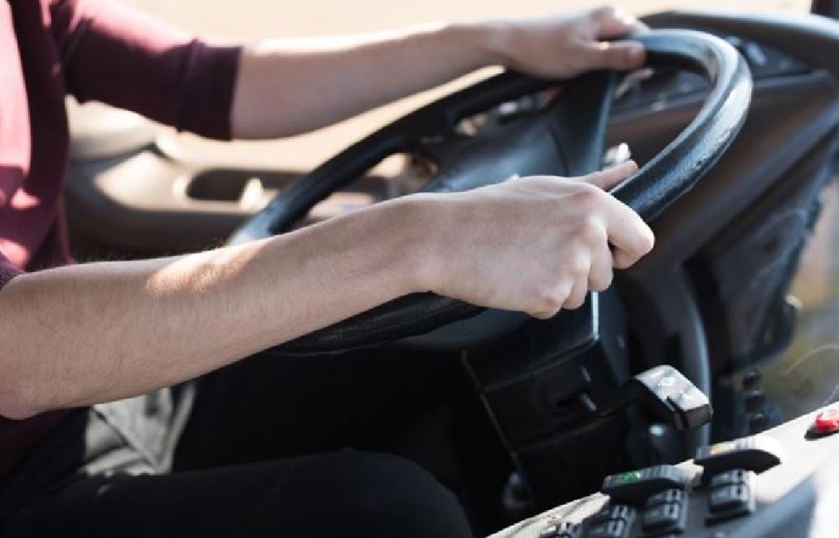 Madrid Launches Subsidized Free Training for Professional Truck and Bus Drivers to Address Transport Sector Needs