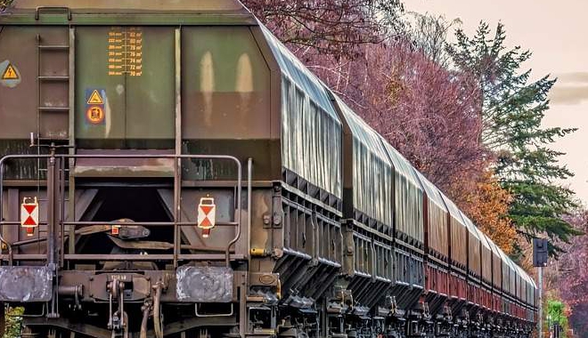 Examining the Struggles of Rail Freight Across the Swiss Alps and Its Impact on European Cargo Transport