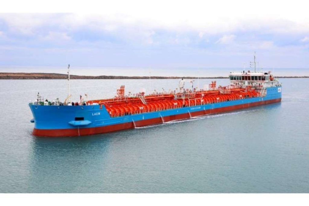 Azerbaijan Registers Significant 17% Increase in Oil and Land Cargo Sea Transportation