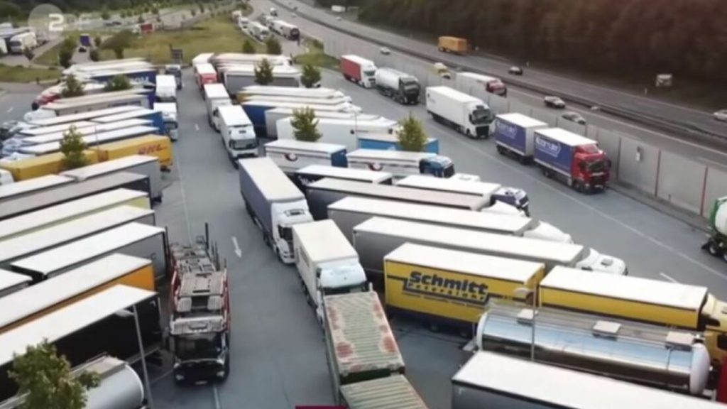 Truck Parking Shortages in Germany Lead to Dangerous Illegal Parking Practices