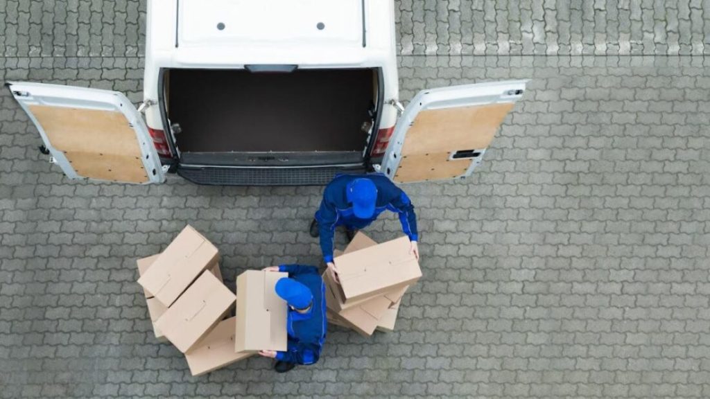 Analysis Reveals Spanish Fleets Increase Trips by 13% on Black Friday – Impacting Fuel Use and Driver Stress