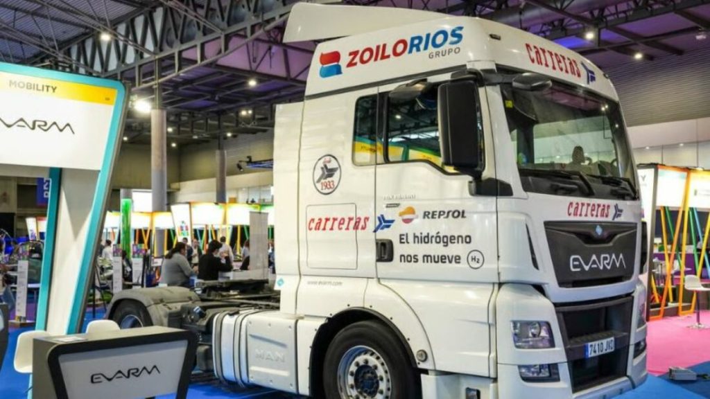 EVARM Showcases Innovative Hydrogen Hybrid Truck from Dakar Rally for Cleaner Heavy-Duty Transport at Tomorrow.Mobility