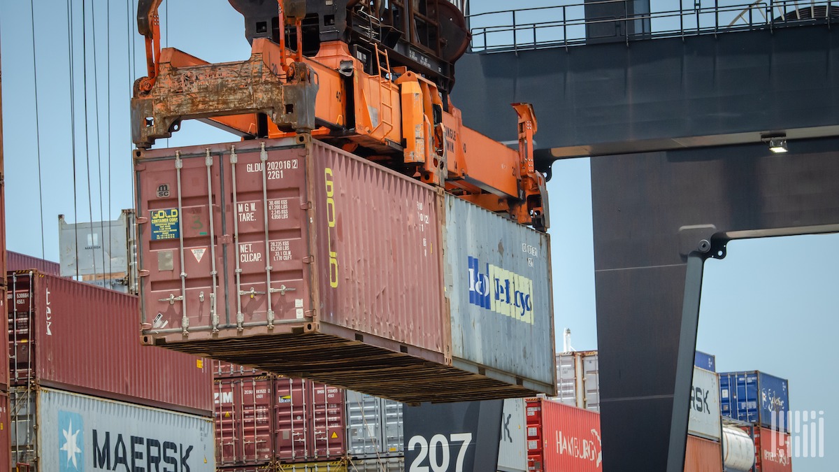 U.S. Retailers Anticipate Container Import Declines to Steepen in 2026 Following Early 2025 Shipments