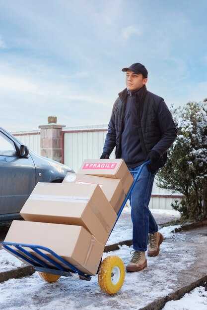 FedEx and DHL Roll Out Demand-Based Surcharges for Fall Peak Season – What Shippers Should Know