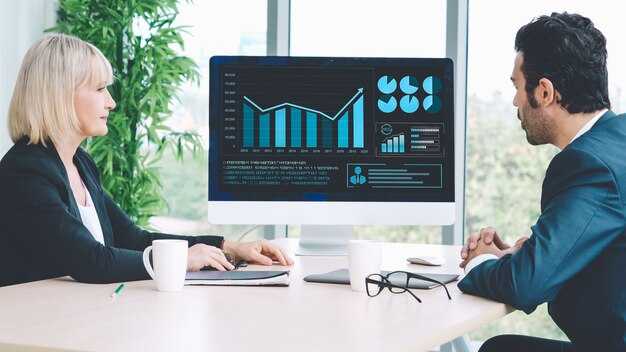 How Customer Data Analytics Improves ROI with Data-Driven Insights