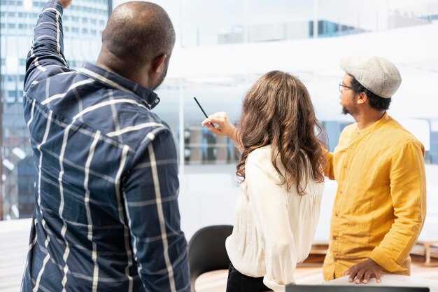 Independent Contractor or Employee – A Comprehensive Guide to Worker Classification