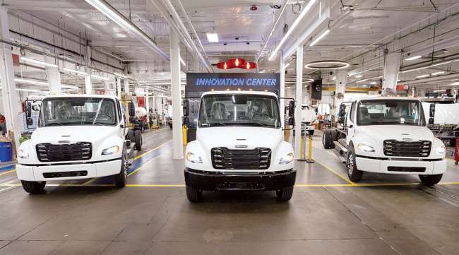U.S. Medium-Duty Truck Sales Experience Significant Drop in October, Impacting Industry Trends