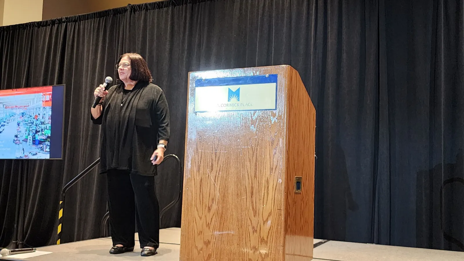 Examining the Feasibility and Challenges of Manufacturing Reshoring in the United States