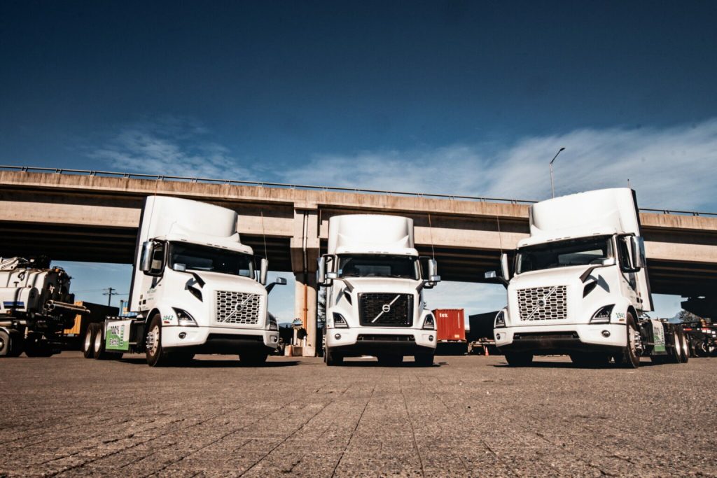 RR Plett Trucking Leads the Way in Integrating Battery Electric Trucks into Vancouver’s Freight Operations