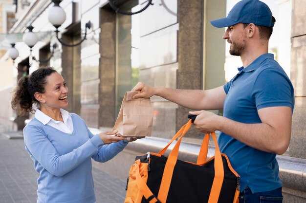 UNFI and DoorDash Team Up to Offer On-Demand Delivery for Independent Merchants