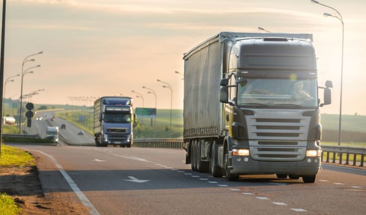 La Federación Española de Transporte de Mercancías por Carretera Busca Estrategias Viables para la Eliminación Gradual de los Camiones de Combustión Más Allá de 2035