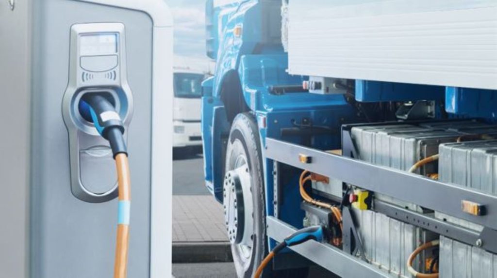 European Commission Greenlights €1.6 Billion Support for Electric Truck Charging Network in Germany