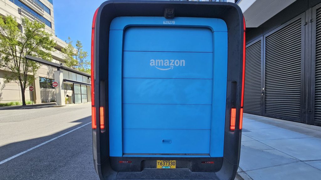 The Growing Influence of Amazon’s Same-Day Fresh Grocery Delivery on Parcel Services and Logistics