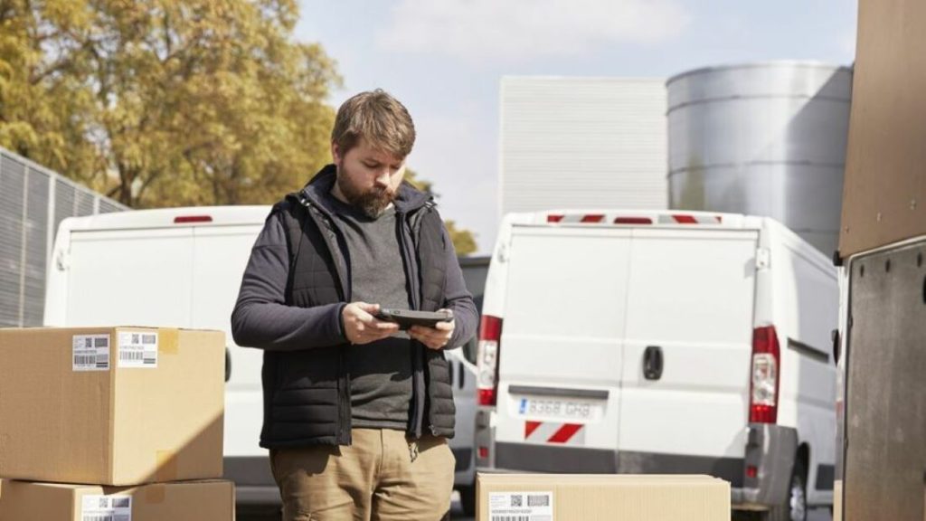 Perspectivas sobre las Presiones y Desafíos que Enfrentan los Conductores de Paquetería y su Impacto en la Logística