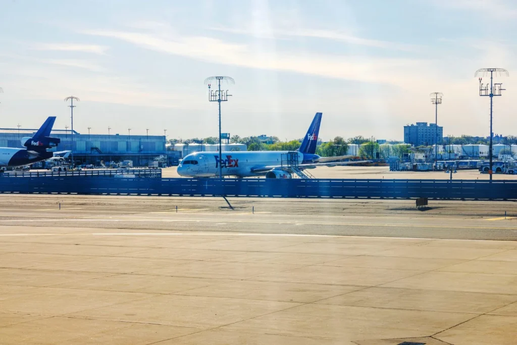 Jak digitalizace, udržitelnost a změny v kapacitách přetvářejí leteckou nákladní logistiku