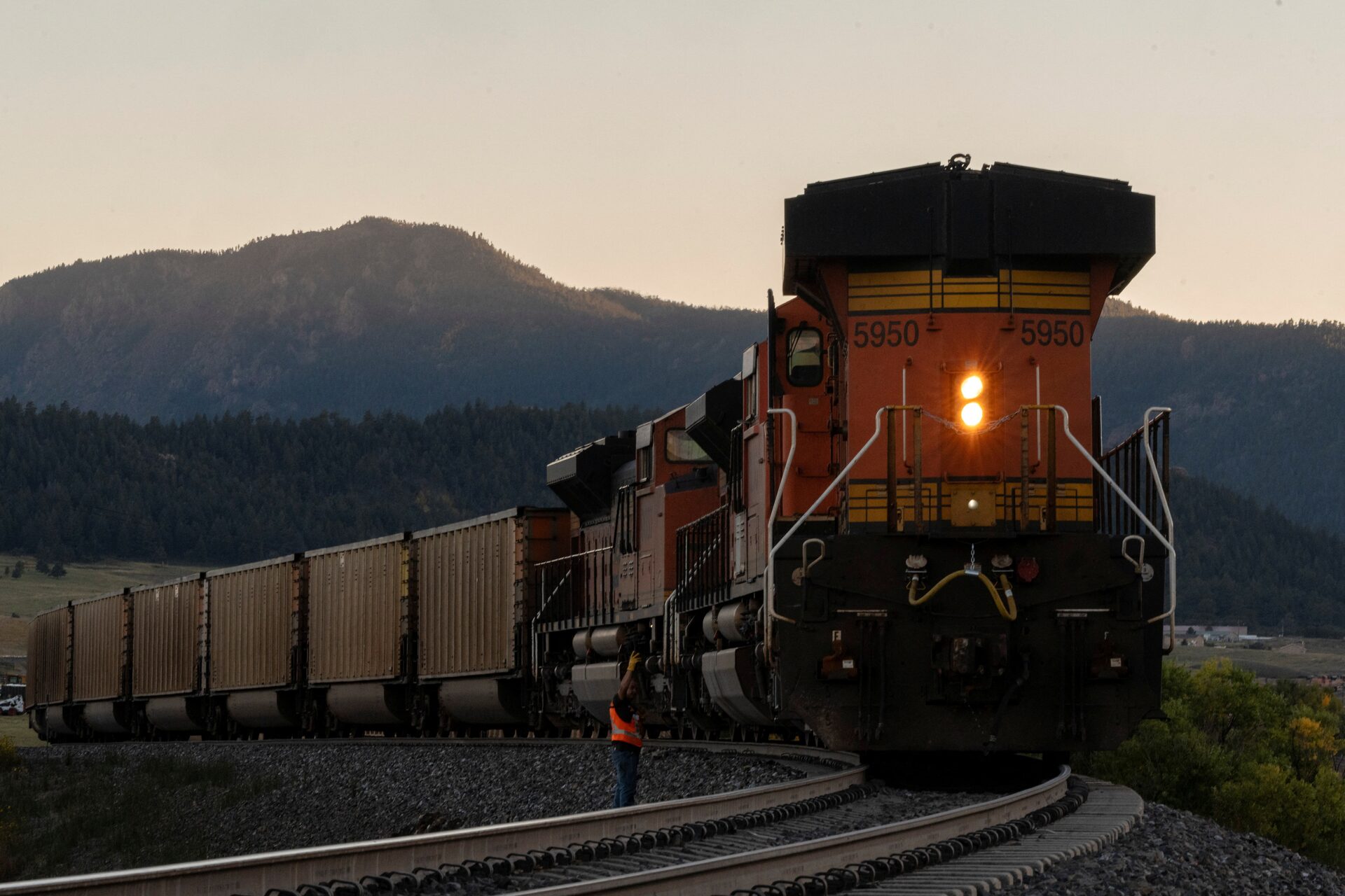 Unpacking Why US Freight Rail Locomotives Emit More Nitrogen Oxide Than Coal Power Plants and What It Means for Freight Transport