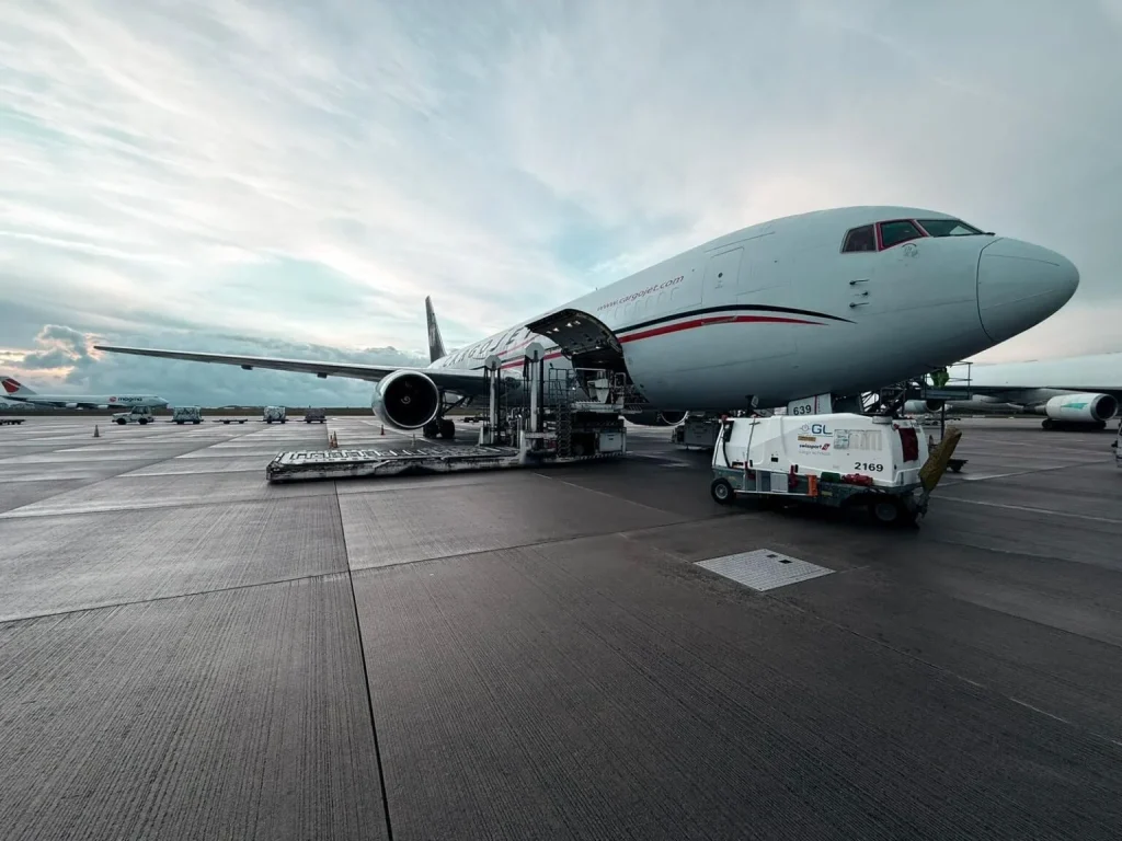 How Swissport and Cargojet coordinated four Halifax flights carrying 160 tonnes of live lobster into Liege