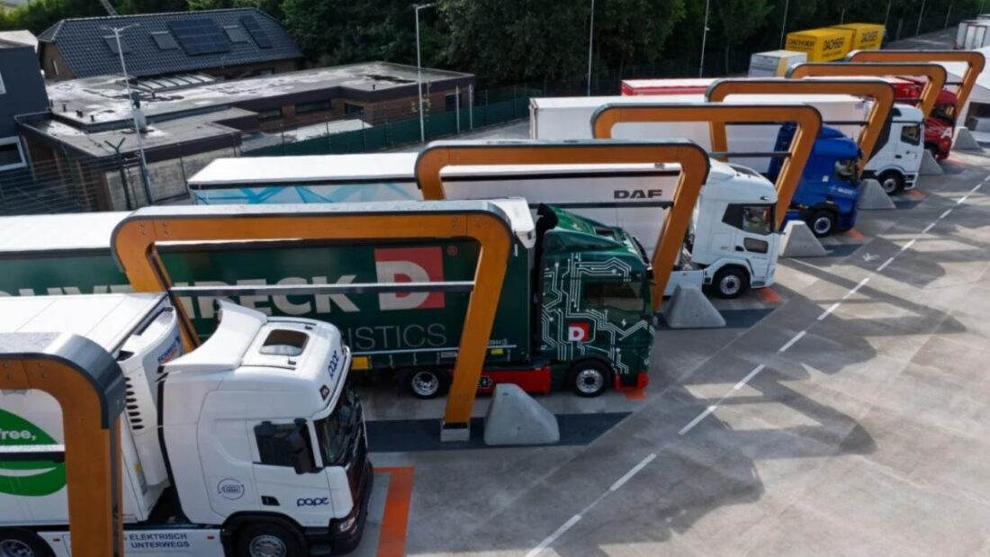 Industry groups urge EU to bridge potential 2026–2027 financing gap for truck and hydrogen refueling infrastructure