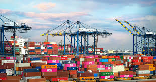 How Flexport Uses Human-in-the-Loop AI to Improve Airfreight Reliability