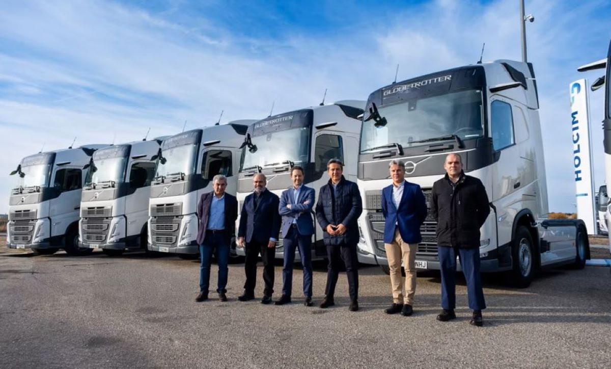 Holcim Begins Own Fleet with 30 Volvo FH 500 CV I‑Save Trucks from Volvo Trucks
