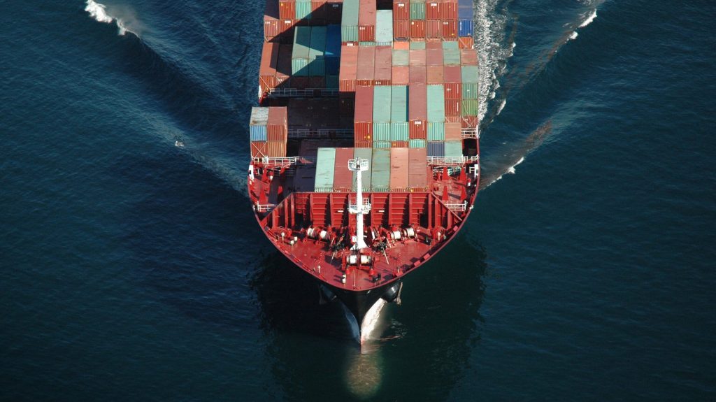 Container freight heads lower as carriers cautiously reintroduce Suez rotations