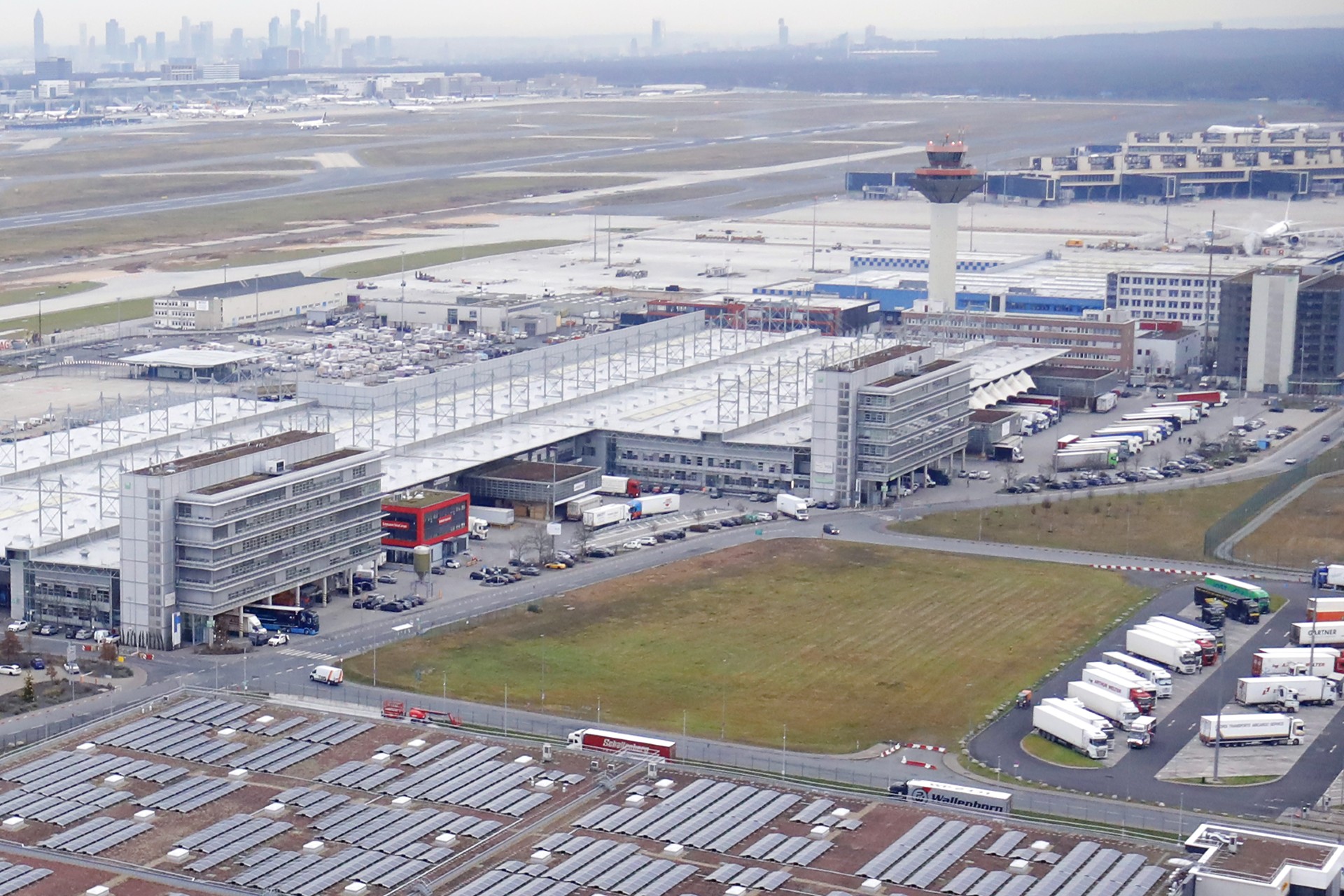 New Kuehne+Nagel air cargo warehouse at Frankfurt Airport strengthens CargoCity South