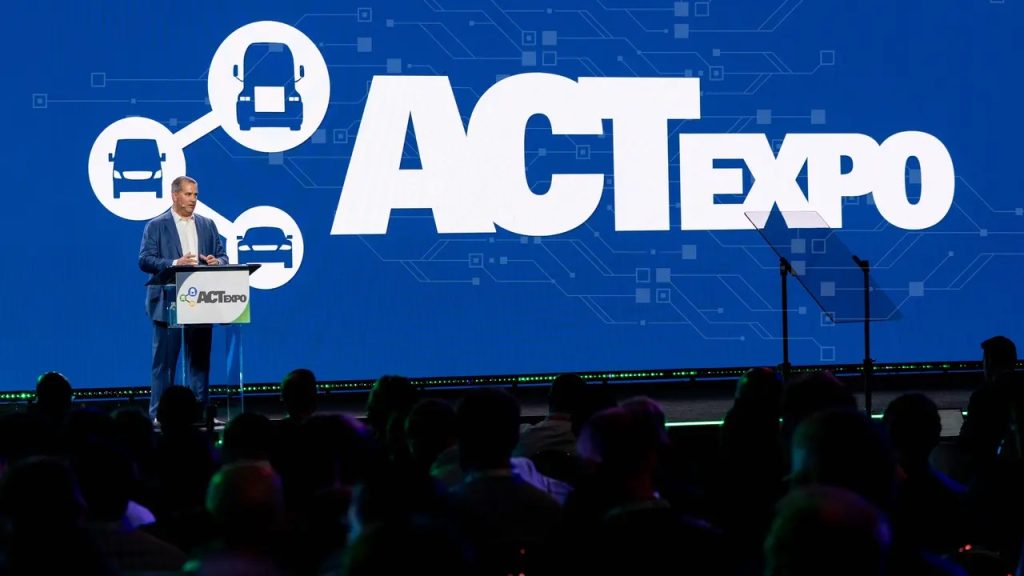 John Smith to Deliver Opening Keynote at ACT Expo 2026; Fleet Electrification and Data on the Agenda