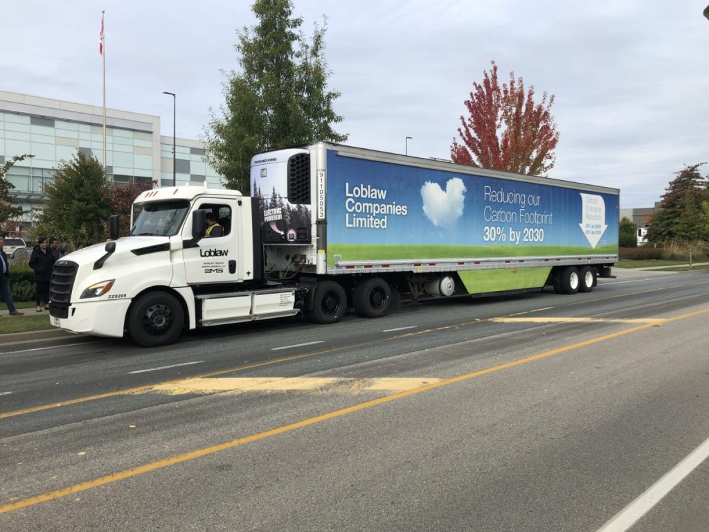 Battery-electric Class 8 tractors demonstrate clear fit for return-to-base grocery distribution in Canada