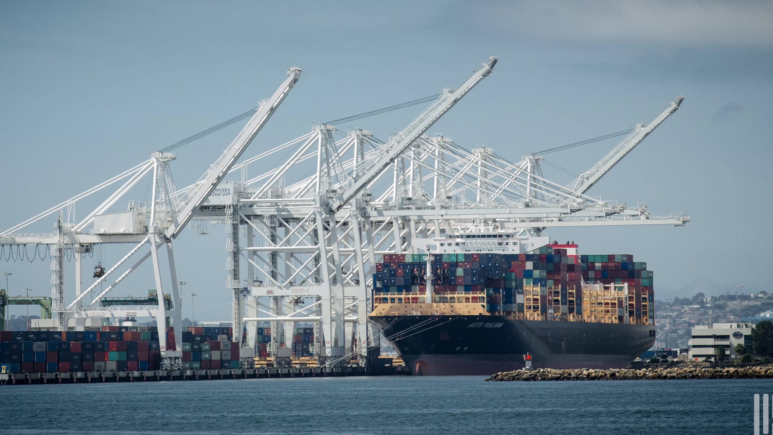 Near‑record throughput at the Port of Long Beach despite tariff turbulence